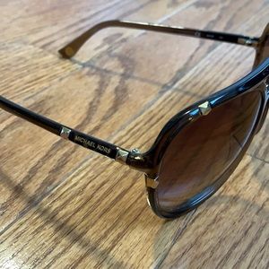 GUC Michael Kors Sunglasses